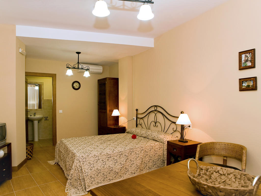 Apartamentos Rurales La Vera Jarandilla de la Vera Room photo